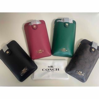 コーチ(COACH)の【新品・未使用】COACH スマホショルダー ブラック　シグネチャー(その他)