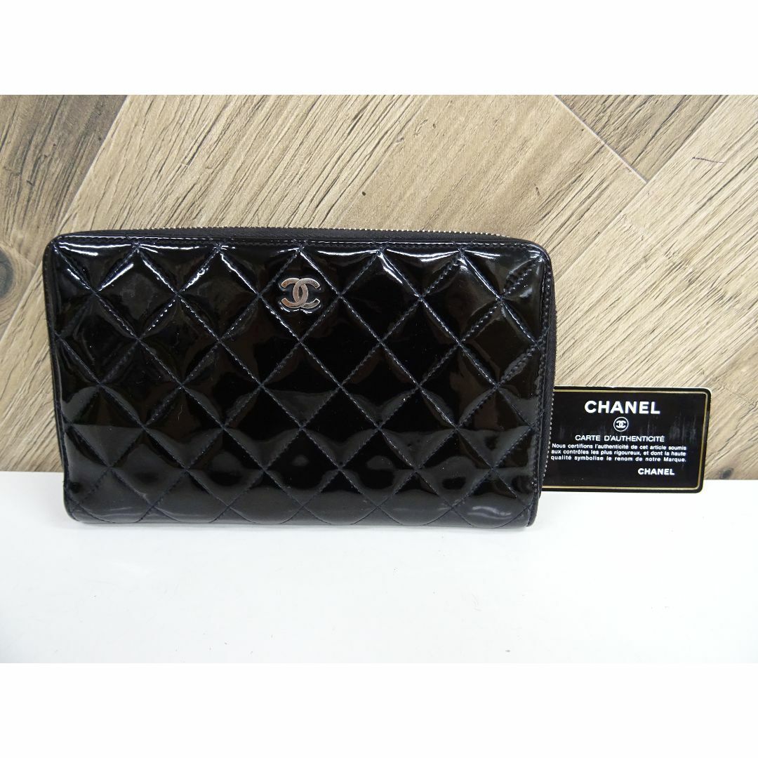 CHANEL - K池005/ CHANEL マトラッセ ラウンドファスナー長財布 パテントレザー