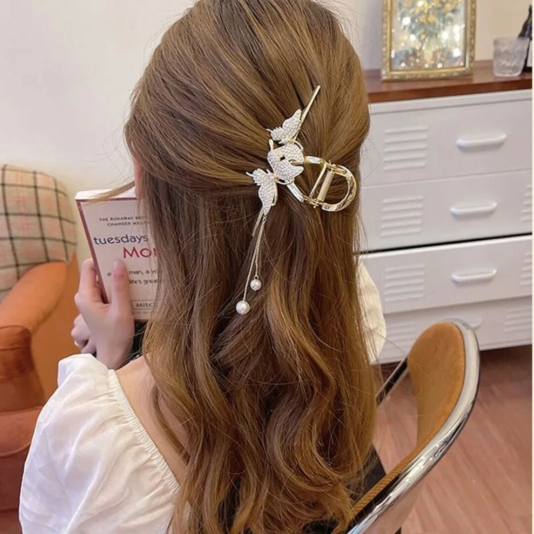 新品未使用　ヘアアクセサリー　３点セット　美品　レディース　ヘアピン レディースのヘアアクセサリー(ヘアピン)の商品写真