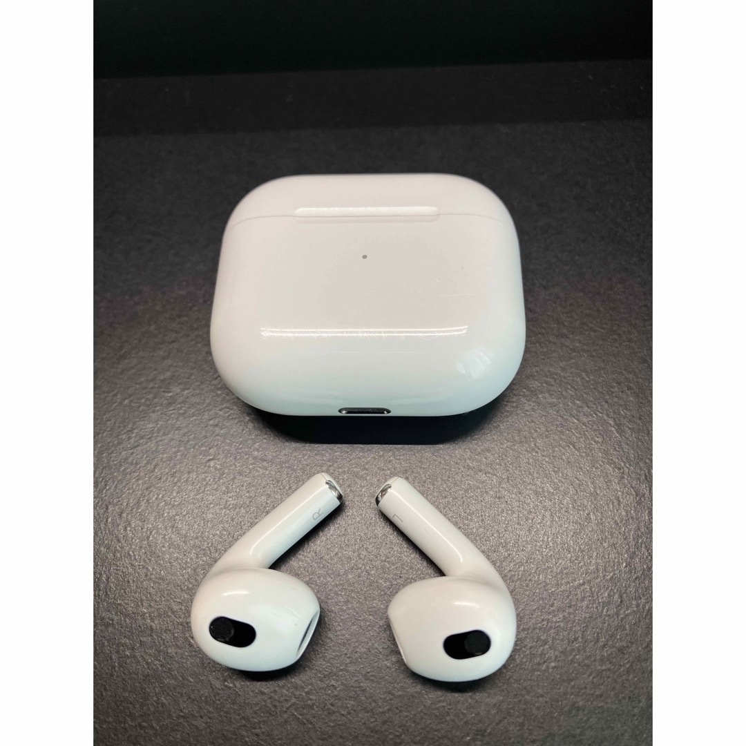 Apple AirPods 第三世代 MagSafe充電ケース付スマホ/家電/カメラ