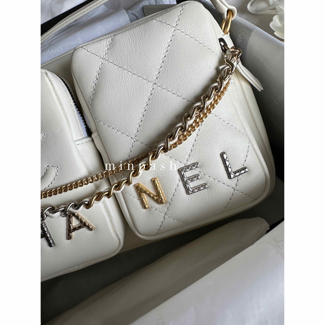 CHANEL ♡ スモール カメラケース カメラバッグ エクリュ ホワイト
