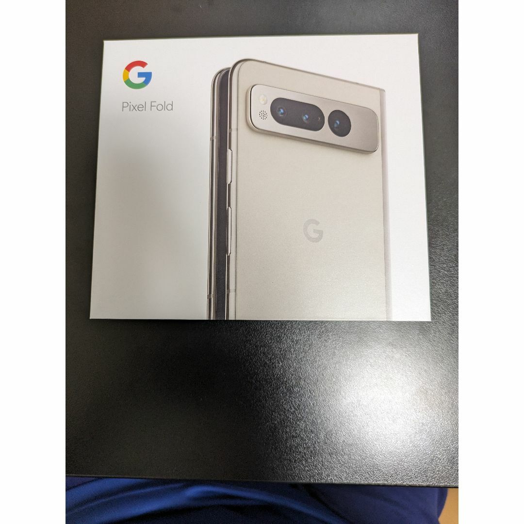 Google(グーグル)のGoogle Pixel Fold Porcelain 256GB　SIMフリー スマホ/家電/カメラのスマートフォン/携帯電話(スマートフォン本体)の商品写真
