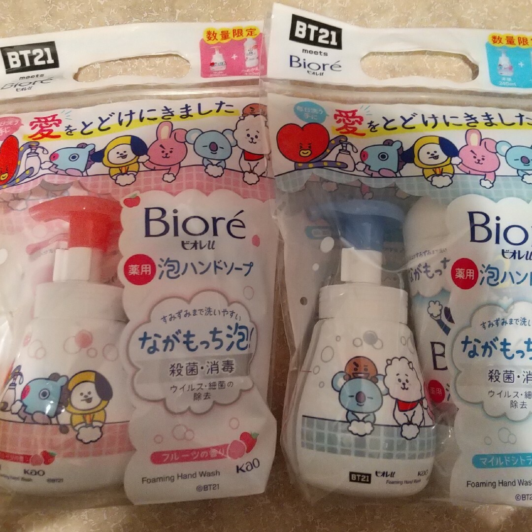 Biore(ビオレ)の数量限定品 BT21ビオレu泡ハンドソープ2種 インテリア/住まい/日用品の日用品/生活雑貨/旅行(その他)の商品写真