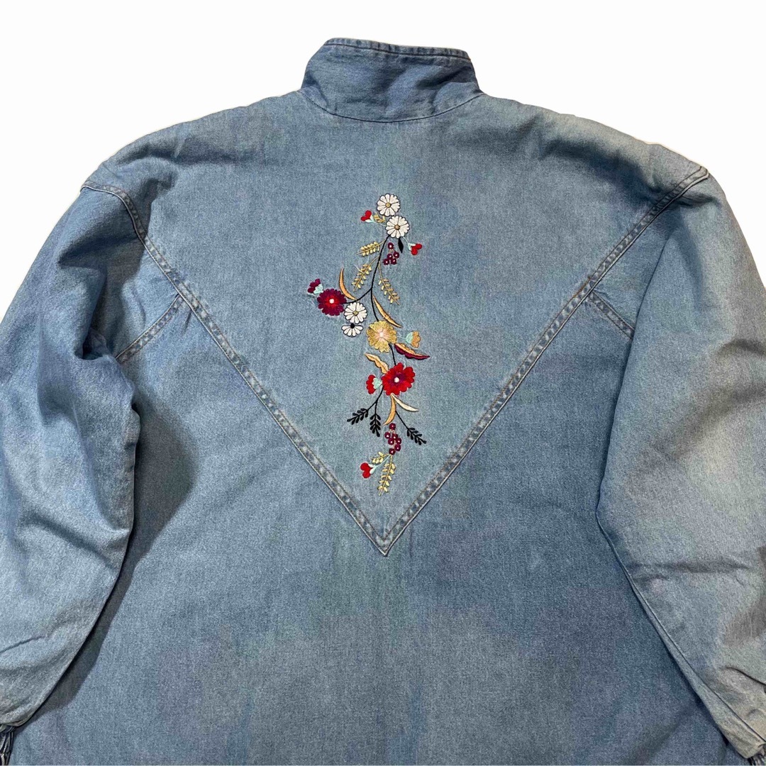 デニム × 花刺繍 Flower Embroidery Denim Jacket