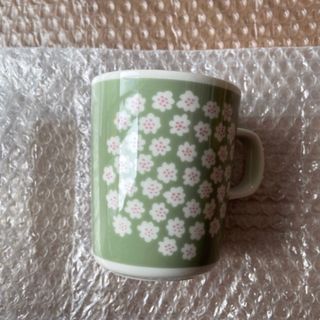 マリメッコ(marimekko)のマリメッコ　マグカップ　プケッティ(食器)