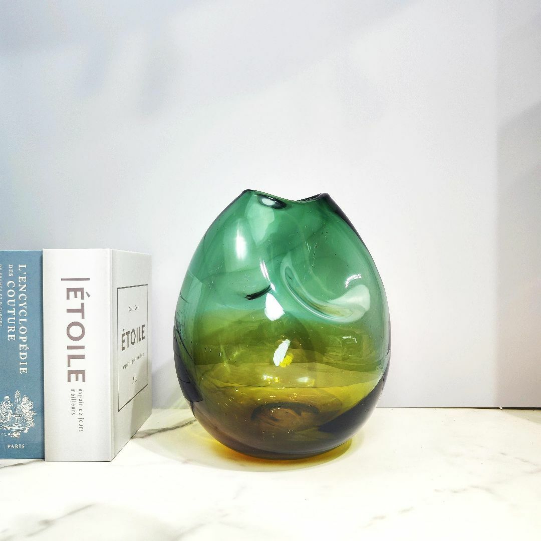 【北欧】 水晶 グラデーション 変形 ガラス 花瓶 フラワーベース おしゃれ