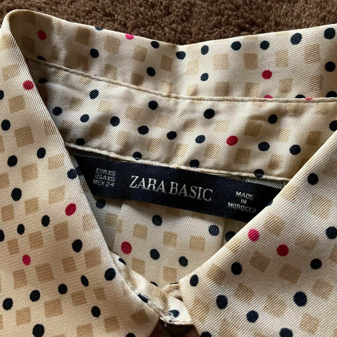 未使用・タグ付き　ZARA  ザラ　光沢ブラウス　トップス