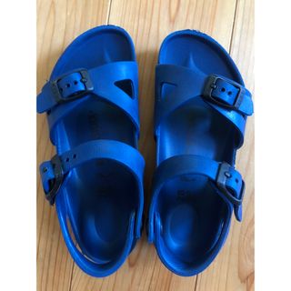 ビルケンシュトック(BIRKENSTOCK)のビルケンシュトック　キッズサンダル　サイズ28(サンダル)