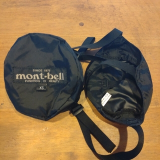 モンベル(mont bell)のテント泊登山に・美品❗【mont-bell】コンプレッションバッグ・XSサイズ(登山用品)