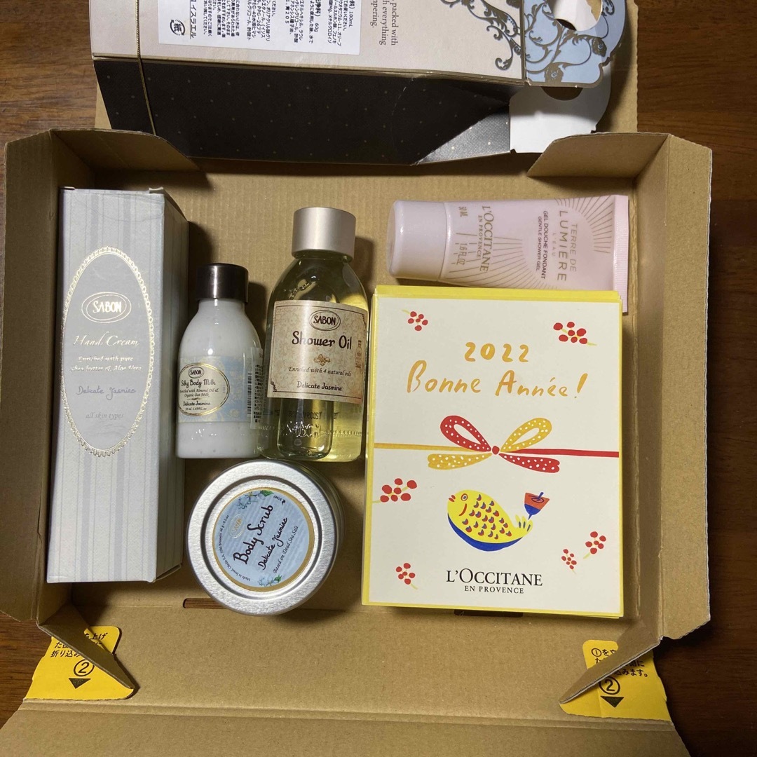 L'OCCITANE(ロクシタン)の【新品未開封】サボン & ロクシタン 7点セット ボディケア ハンドケアギフト コスメ/美容のボディケア(ボディスクラブ)の商品写真