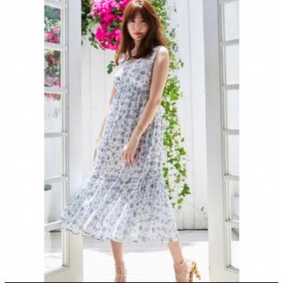 ハーリップトゥ(Her lip to)のPleated Floral Midi Dress(ロングワンピース/マキシワンピース)