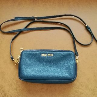 ミュウミュウ(miumiu)のみらの様ご専用miu miu　ミニショルダー　アクセサリーポーチ(ショルダーバッグ)