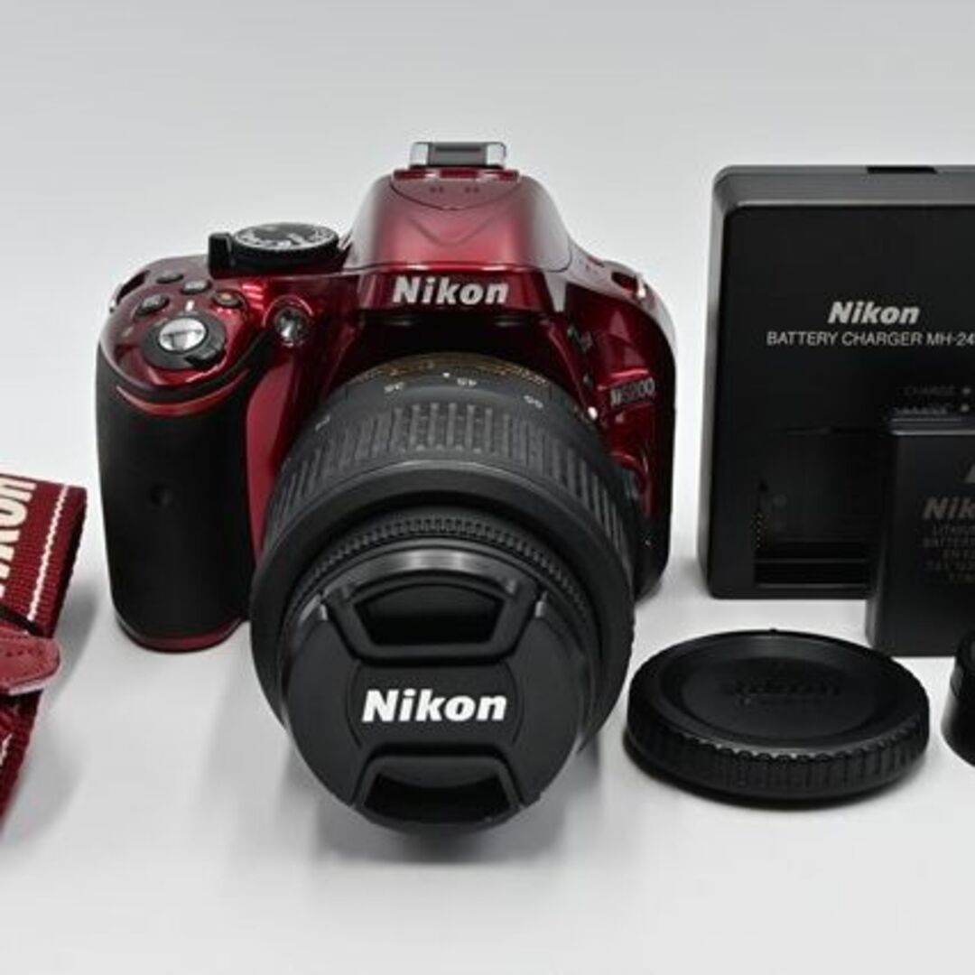 Nikon デジタル一眼レフカメラ D5200 レンズキット　レッド