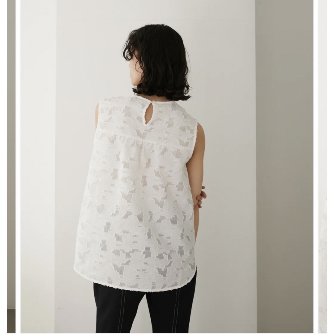 ぴ様専用 ノースリーブジャガードトップス【WHITE】ELLIE エリーの通販