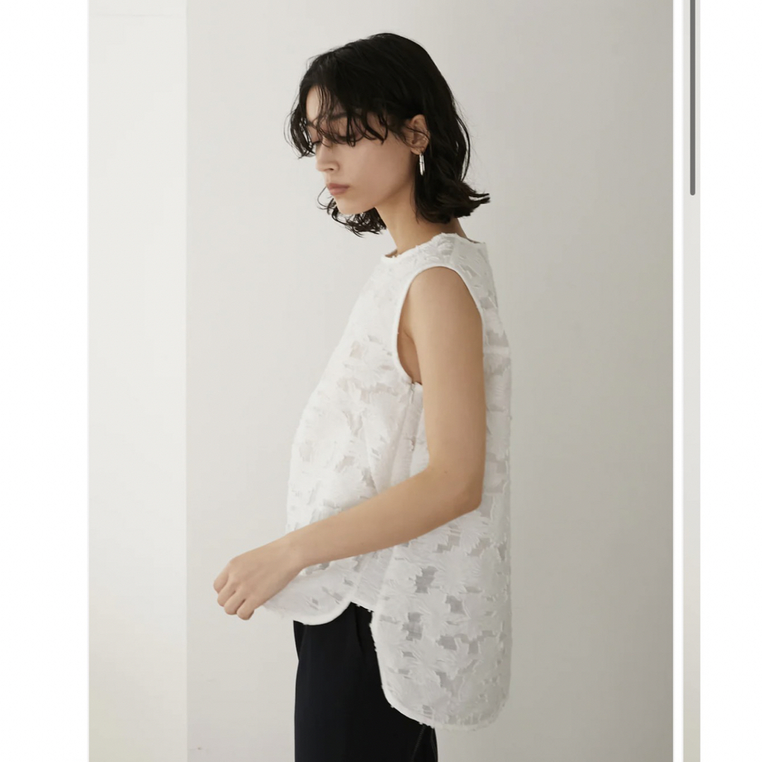 ぴ様専用 ノースリーブジャガードトップス【WHITE】ELLIE エリーの通販