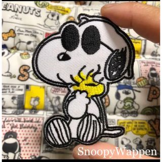 スヌーピー(SNOOPY)のレア⚡希少♤グラサン❡スヌーピー❂ウッドストック⭐︎を抱っこする✿スヌ❆ワッペン(コーヒー)