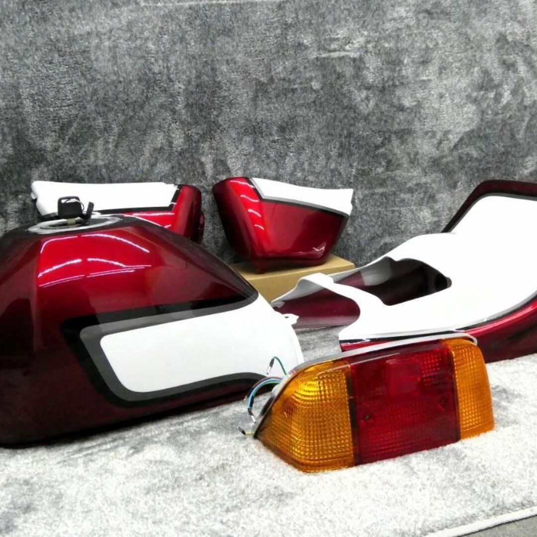 エイプ50 外装 赤白2型 STDテールランプ/塗装済 セットCBX400F