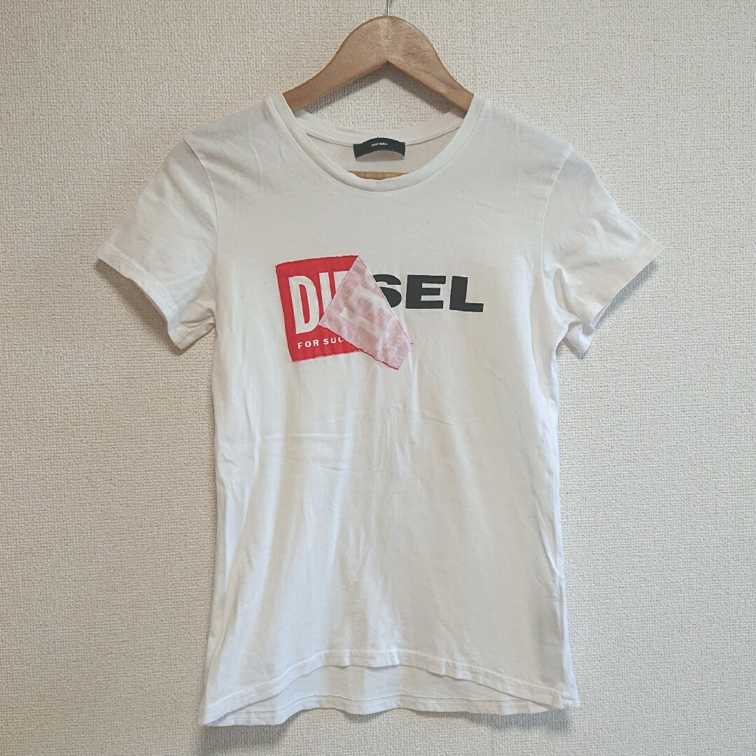 DIESEL(ディーゼル)の送料込み　DIESEL 　ディーゼル　半袖　Tシャツ レディースのトップス(Tシャツ(半袖/袖なし))の商品写真