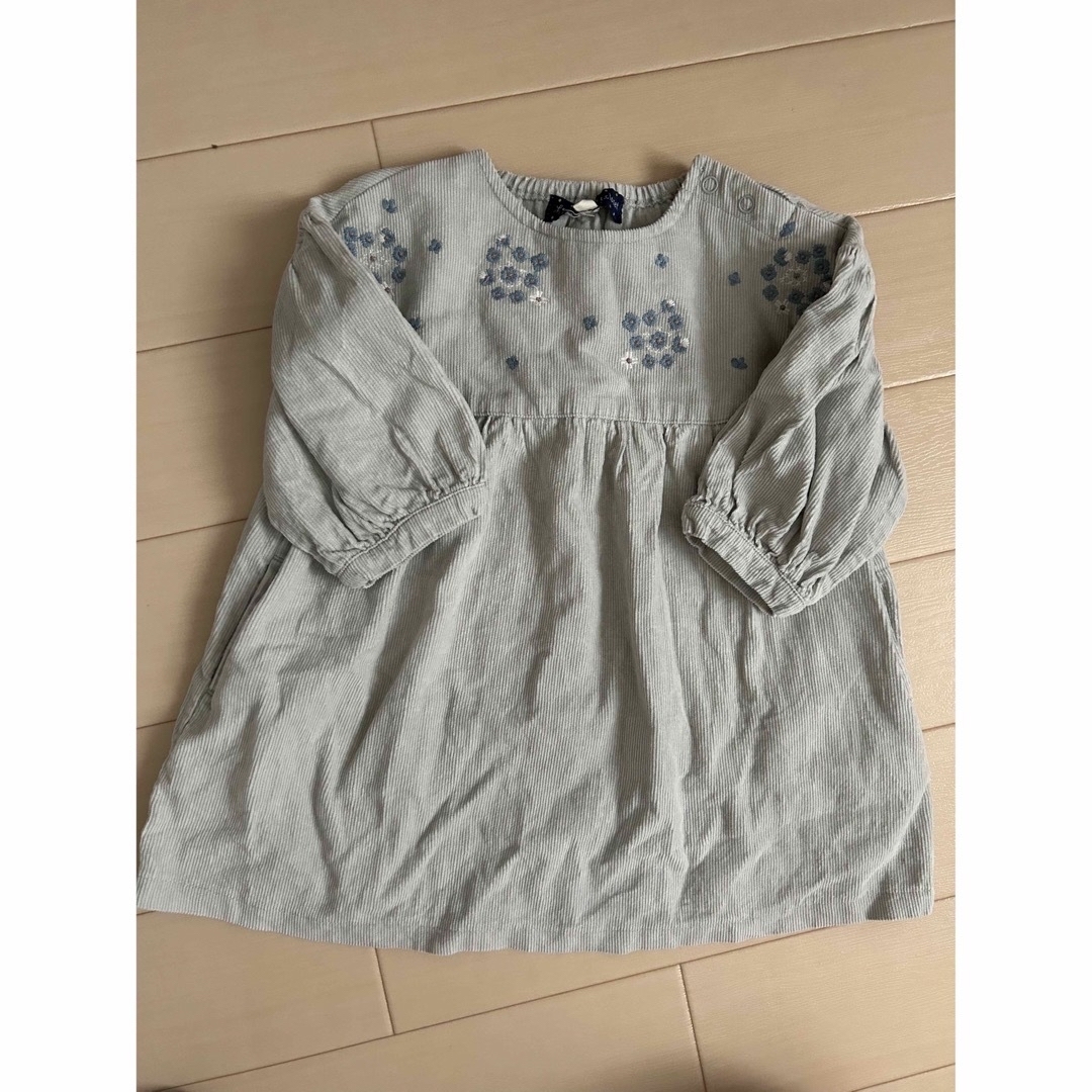 babyGAP(ベビーギャップ)のmamaraku BabyGap 80size セット売り キッズ/ベビー/マタニティのベビー服(~85cm)(ワンピース)の商品写真