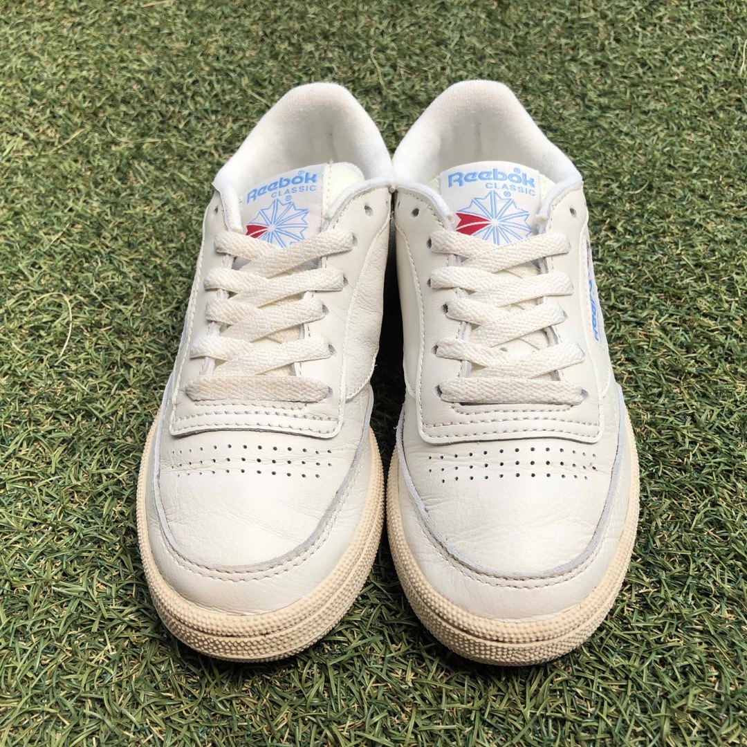 Reebok(リーボック)の美品22 Reebok CLUB C 85リーボック クラブC85 HW172 レディースの靴/シューズ(スニーカー)の商品写真