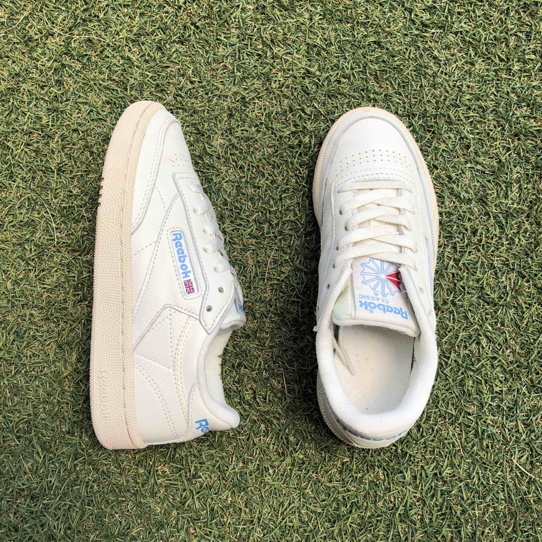 Reebok(リーボック)の美品22 Reebok CLUB C 85リーボック クラブC85 HW172 レディースの靴/シューズ(スニーカー)の商品写真