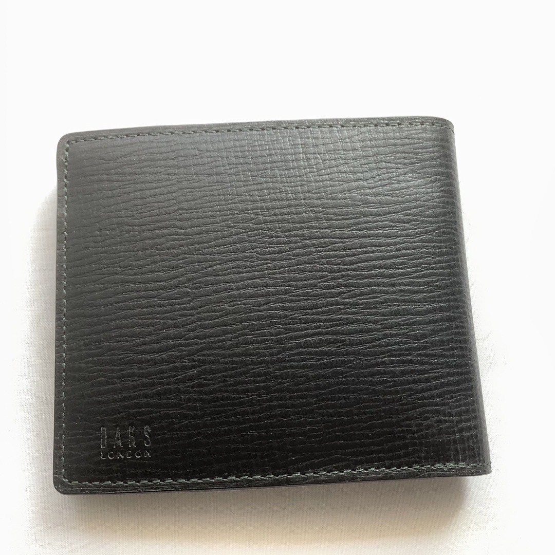 DAKS(ダックス)の【新品未使用】DAKS LONDON 二つ折り財布 牛革 日本製 メンズのファッション小物(折り財布)の商品写真