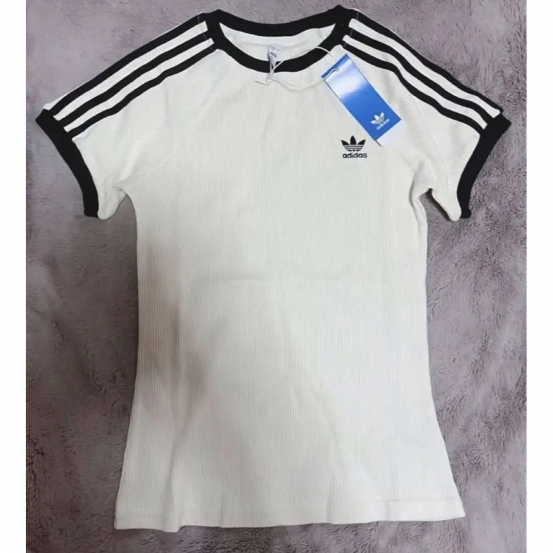 adidas(アディダス)のadidas アディダス ワッフルtシャツ 半袖 スリーストライプス Mサイズ レディースのトップス(Tシャツ(半袖/袖なし))の商品写真