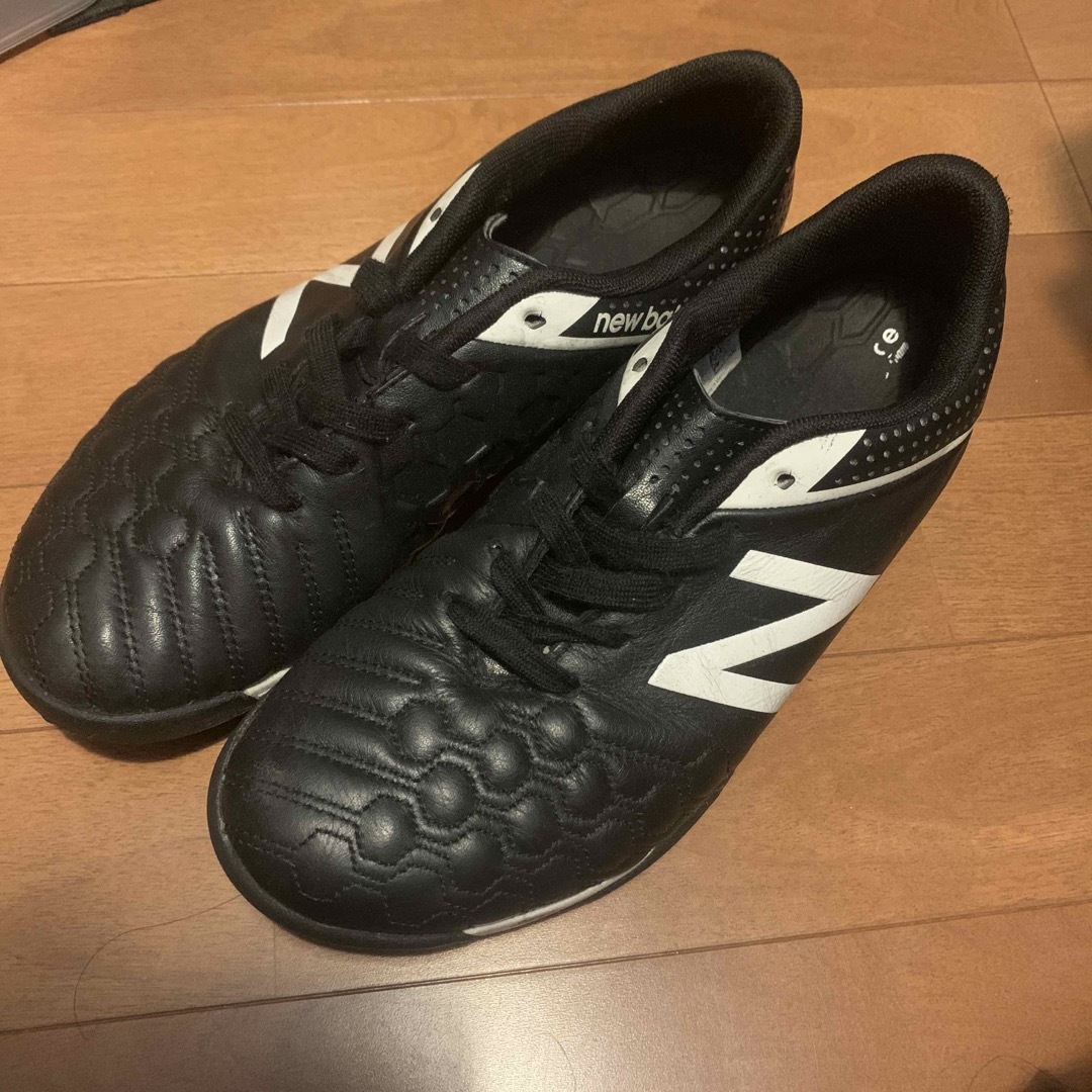 New Balance(ニューバランス)のニューバランス トレーニングシューズ VISARO LEATHER TF スポーツ/アウトドアのサッカー/フットサル(シューズ)の商品写真