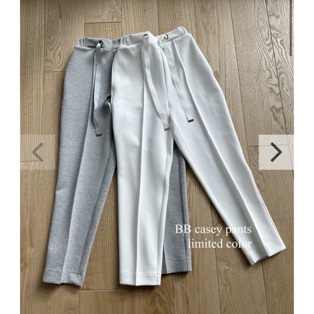 BIRTHDAY BASH(バースデーバッシュ)のBB CASEY PANTS LIMITED (LIGHTGRAY) レディースのパンツ(クロップドパンツ)の商品写真