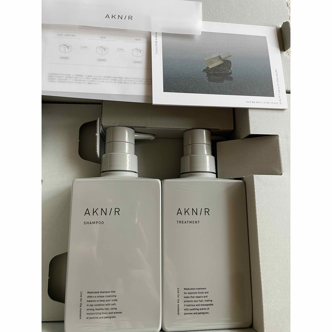 AKNIRアクニー 薬用シャンプートリートメント詰替セット 梨花さん監修