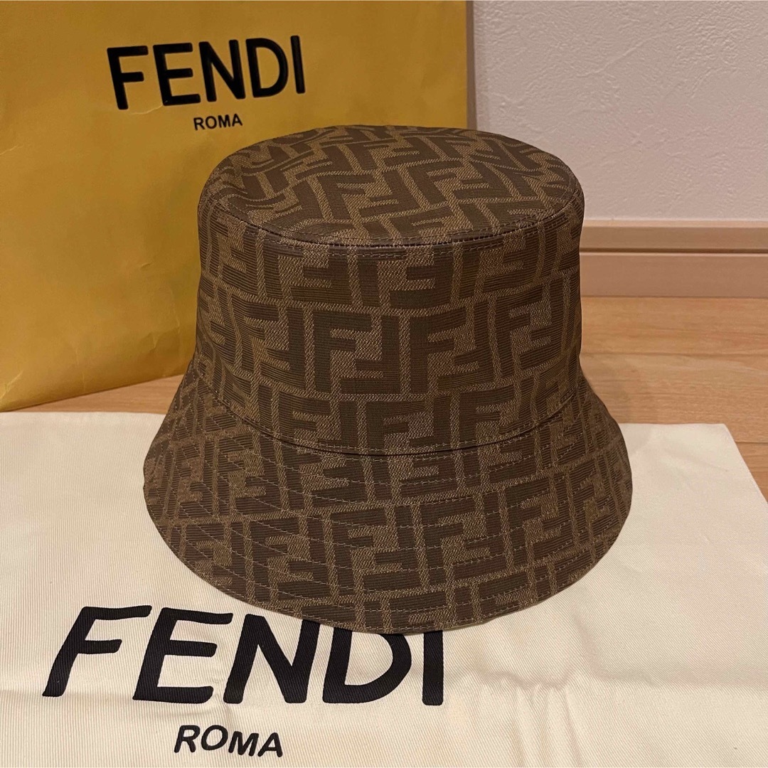 FENDI ブラウンファブリック ハット S