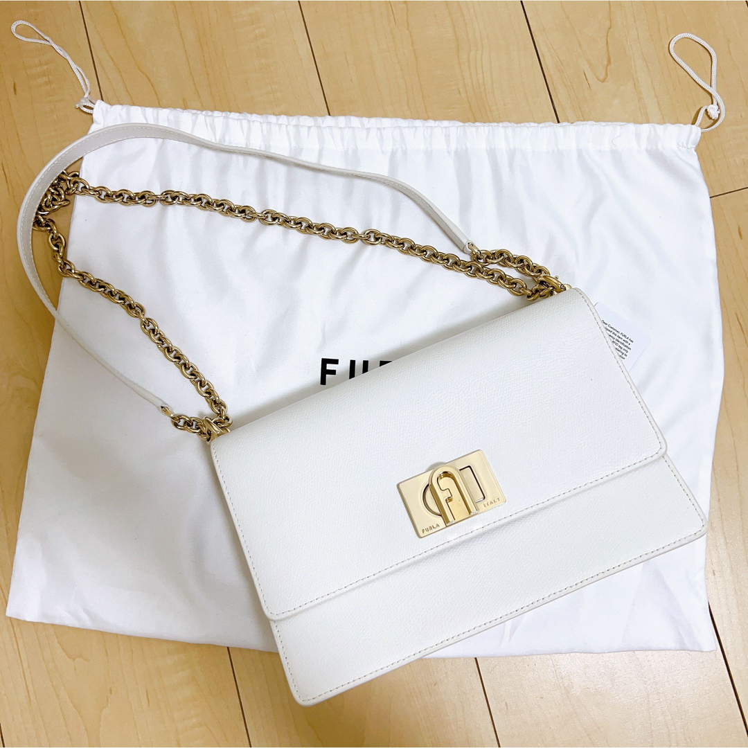 【美品】FURLA フルラ パイパー クロスボディ ミニショルダー カーキ