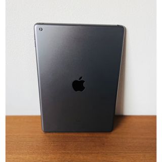 アイパッド(iPad)の☆美品　iPad第7世代 スペースグレー WiFiモデル　128GB(タブレット)