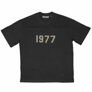 【SALE中！】エッセンシャルズ Tシャツ Lサイズ 1977 ロゴ ホワイト.