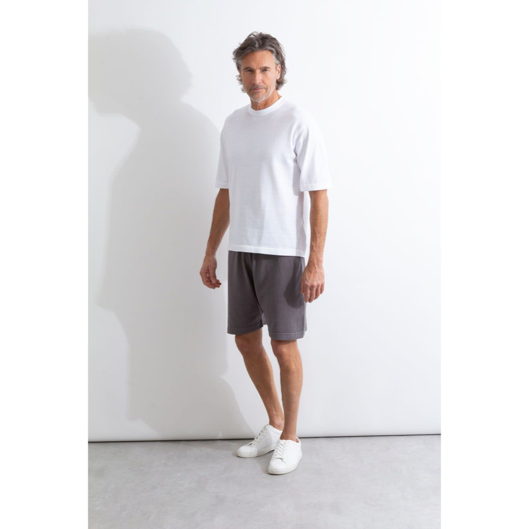 JOHN SMEDLEY(ジョンスメドレー)のJOHN SMEDLEY 半袖クルーネックニット ニットT WHITE L メンズのトップス(ニット/セーター)の商品写真