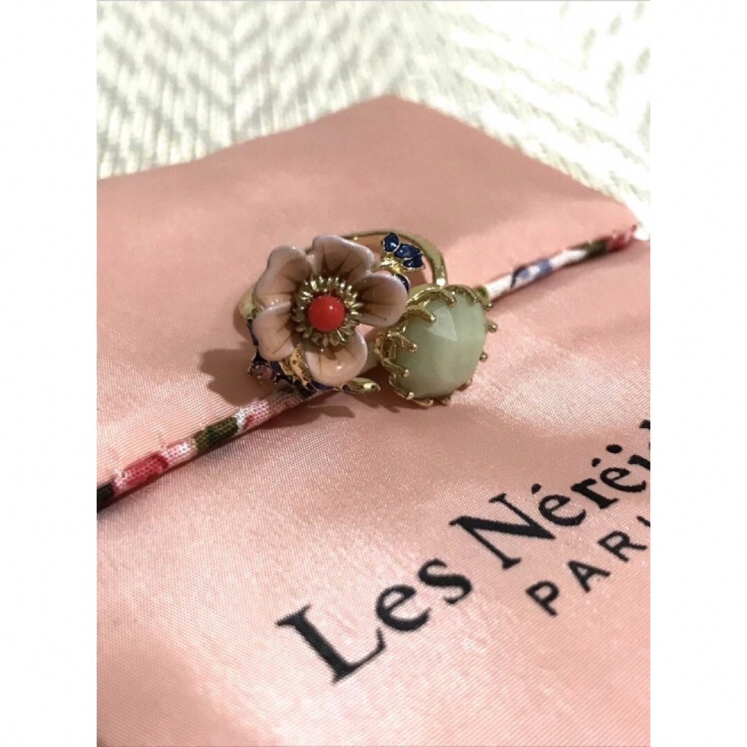 Les Nereides(レネレイド)のLes Nereides レネレイド フラワー ビジュー リング レディースのアクセサリー(リング(指輪))の商品写真