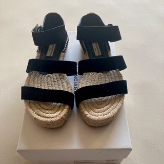 バレンシアガ(Balenciaga)のバレンシアガ　　　サンダル(サンダル)