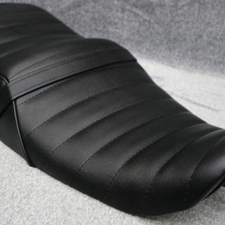 ゼファー400 前期 黒皮 タックロール シート/初期 2型 C1~C4の通販