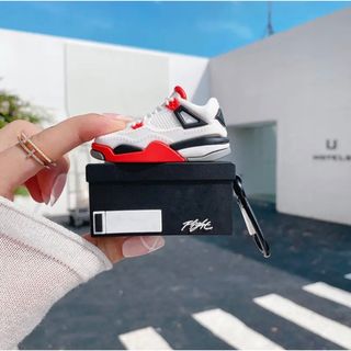 AirPodsケース NIKE JORDAN3(ヘッドフォン/イヤフォン)