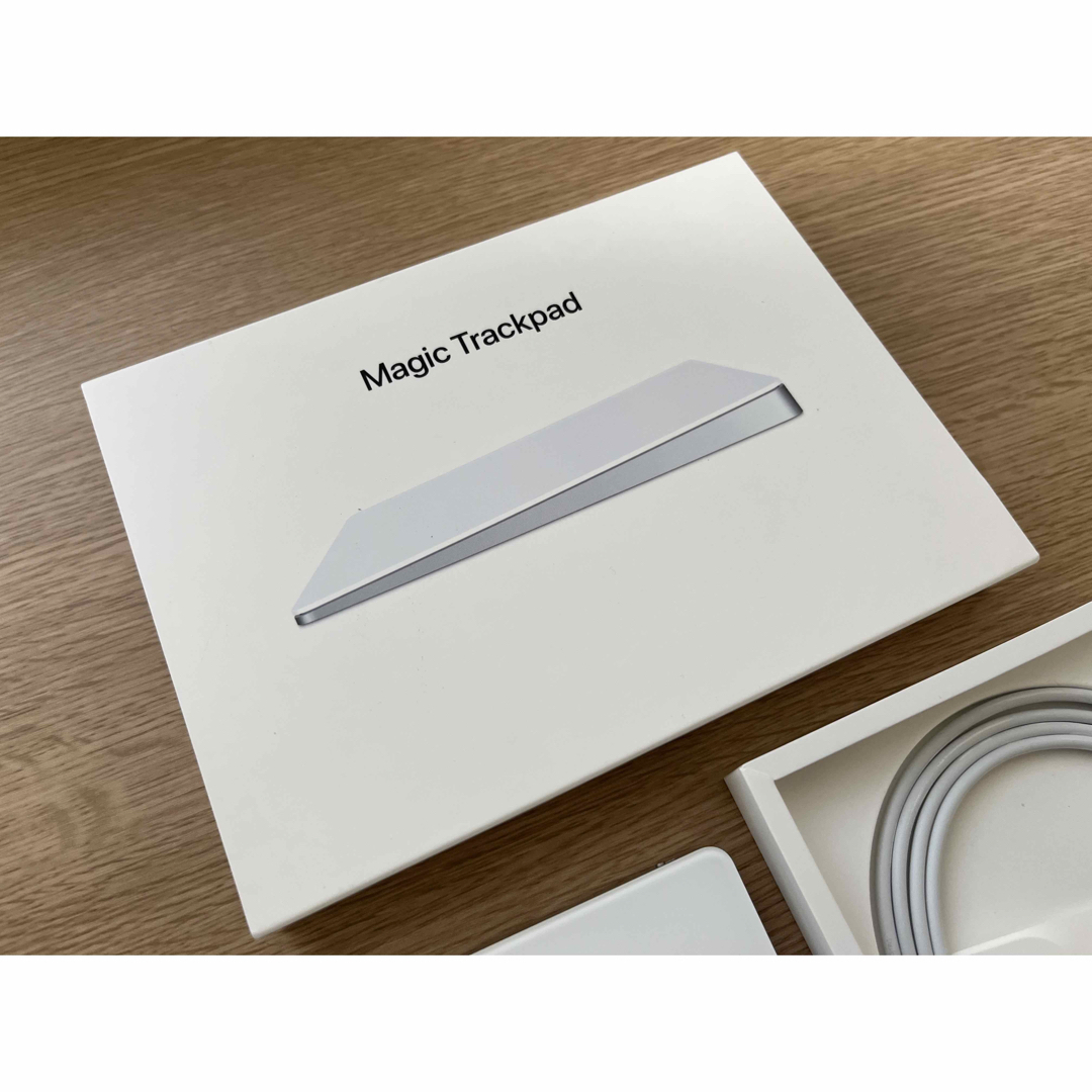 AppleApple Magic Trackpad 2 - シルバー　アップル