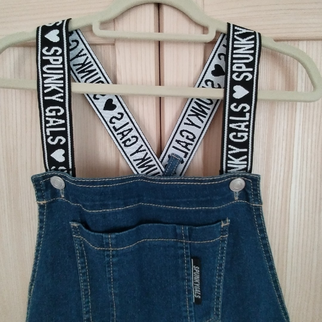 デニムサロペットパンツ キッズ/ベビー/マタニティのキッズ服女の子用(90cm~)(パンツ/スパッツ)の商品写真