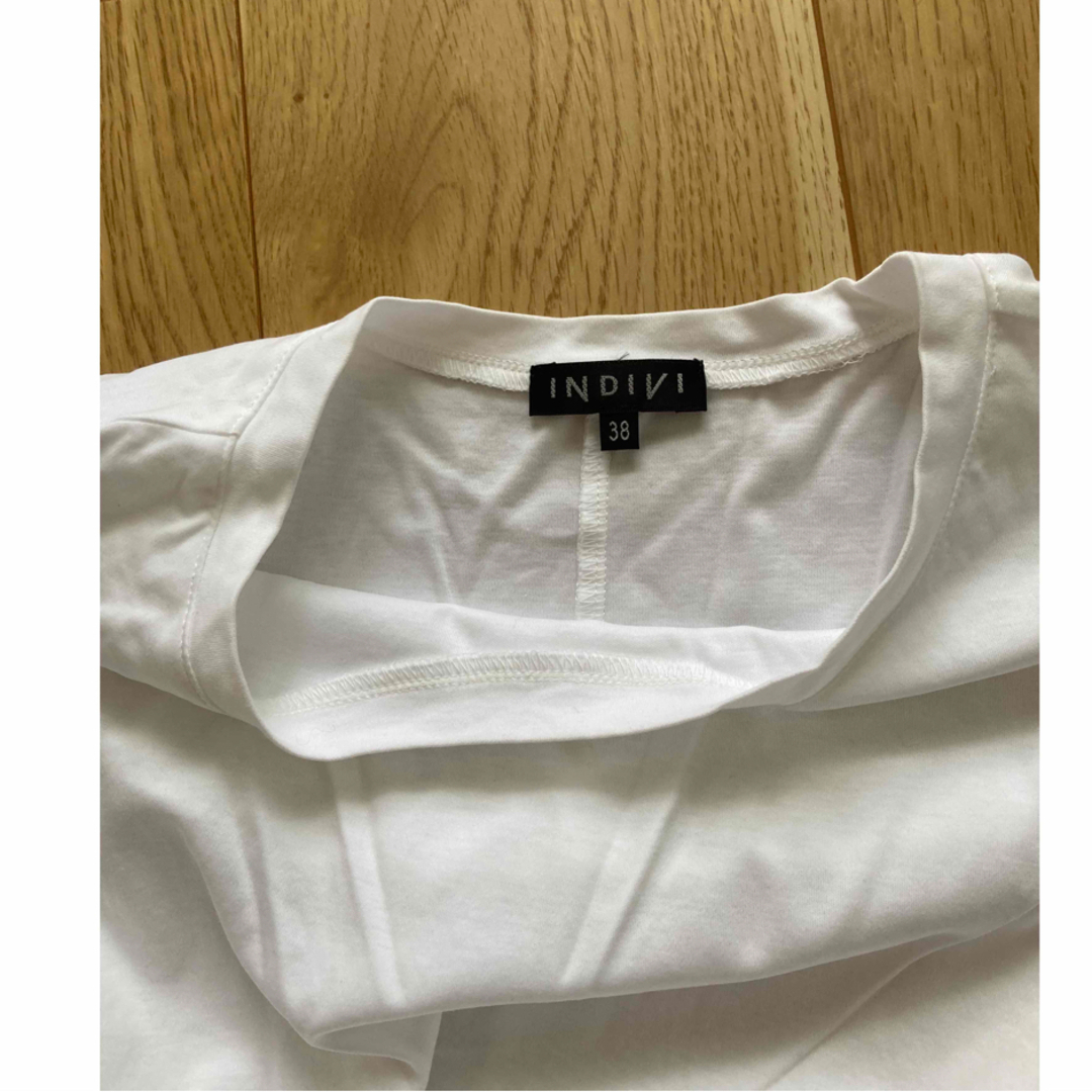 INDIVI(インディヴィ)のINDIVI ヘムラインカットソー　白Tシャツ レディースのトップス(カットソー(半袖/袖なし))の商品写真