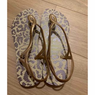 ハワイアナス(havaianas)の【新品未使用】ハワイアナス　ビーチサンダル　レオパード　35/36(ビーチサンダル)