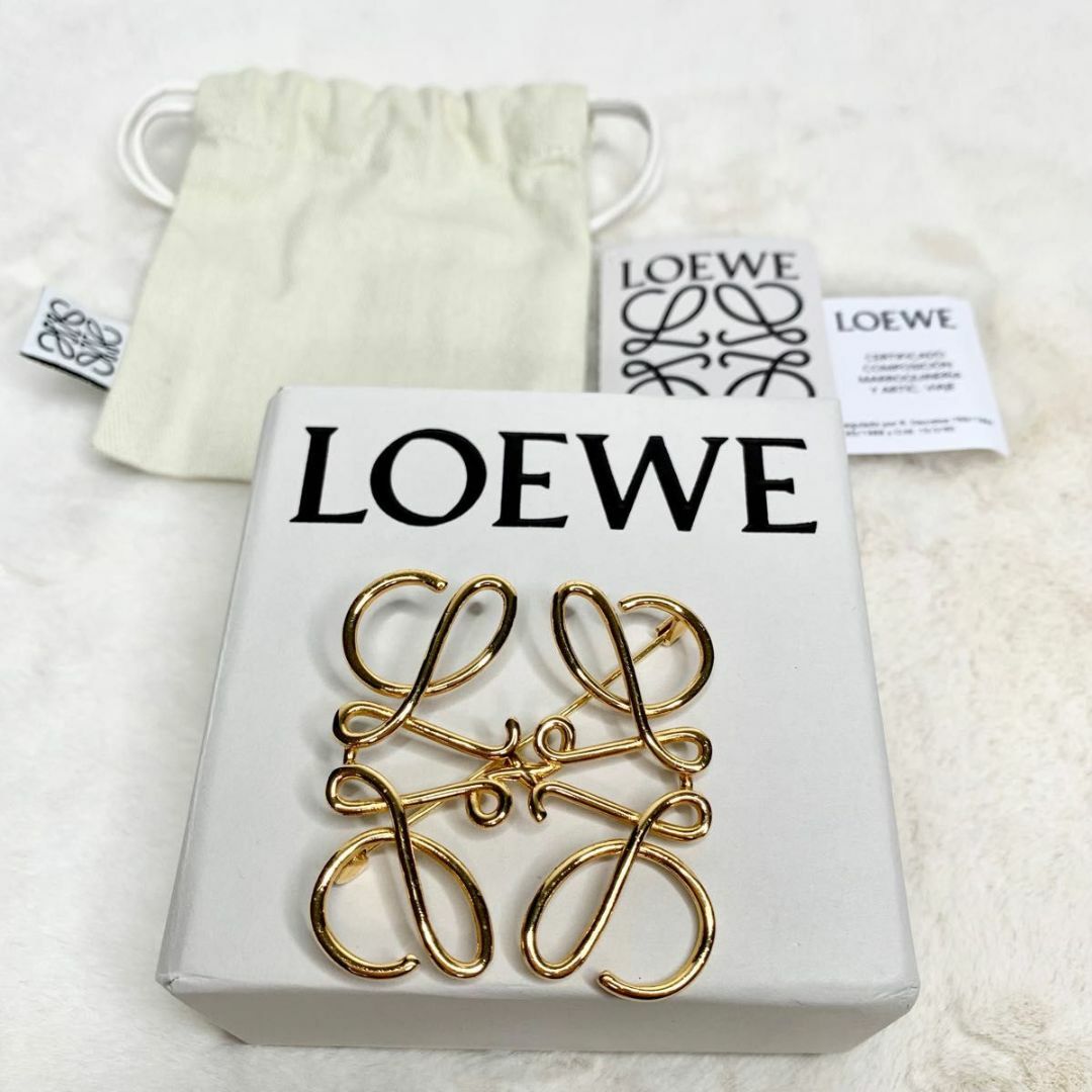 未使用級】ロエベ Loewe ブローチ コサージュ アナグラム ゴールド-