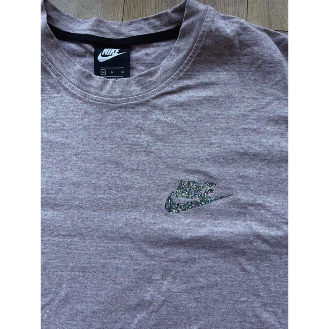 NIKE(ナイキ)のNIKE Tシャツ　パープル　ピンク　Mサイズ メンズのトップス(Tシャツ/カットソー(半袖/袖なし))の商品写真