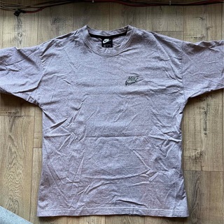 ナイキ(NIKE)のNIKE Tシャツ　パープル　ピンク　Mサイズ(Tシャツ/カットソー(半袖/袖なし))