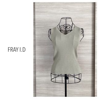 フレイアイディー(FRAY I.D)のFRAY I.D フレイアイディー　バックデザインノースリニットプルオーバー(カットソー(半袖/袖なし))