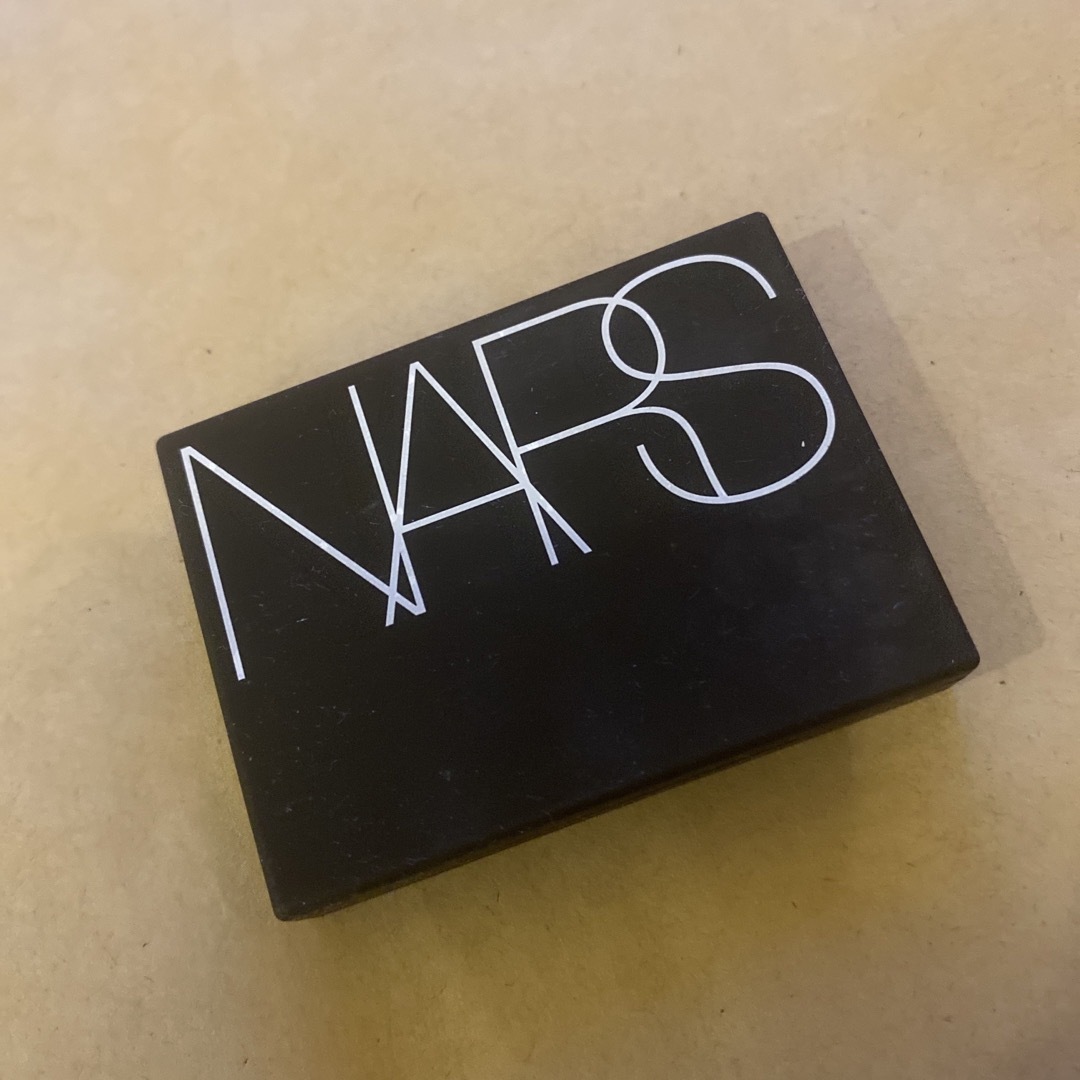NARS(ナーズ)のNARS デュオアイシャドウ 3919 コスメ/美容のベースメイク/化粧品(アイシャドウ)の商品写真