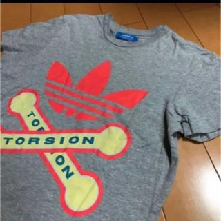 アディダス(adidas)のadidas TORISONグレーコットンT(Tシャツ/カットソー(半袖/袖なし))