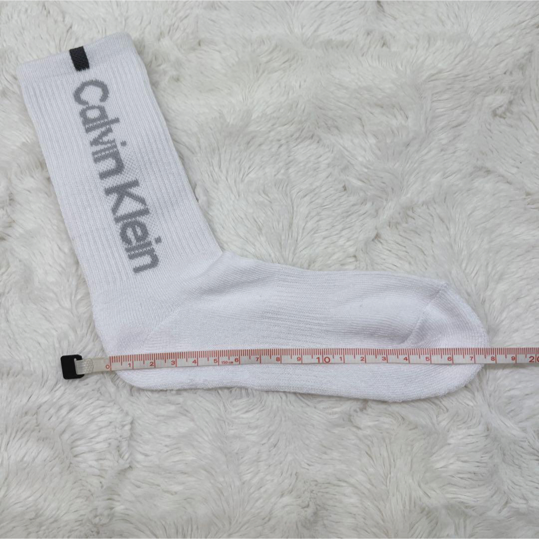 Calvin Klein(カルバンクライン)のカルバンクライン ソックス 靴下 ロゴ 白 CalvinKlein 新品 未使用 レディースのレッグウェア(ソックス)の商品写真